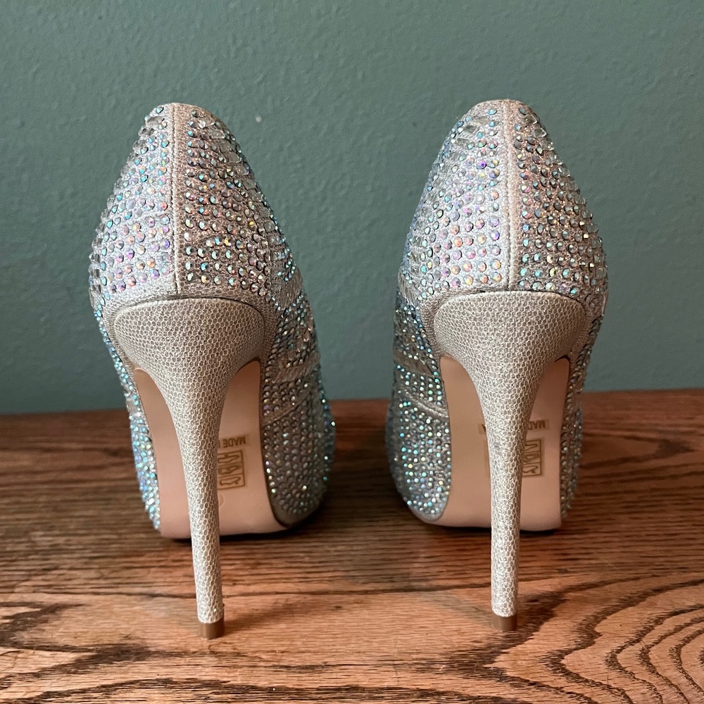 Lauren Lorraine Beautiful Silver Shimmer Sparkling Spike Heels   Size 8.5 - Picture 4 of 13